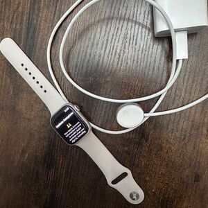 Apple Watch Series 7 A+ condition